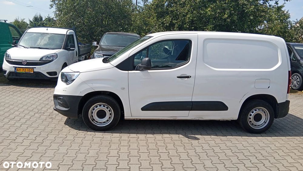 Opel COMBO 1,5CDTI 102 PS KLIMA - 2
