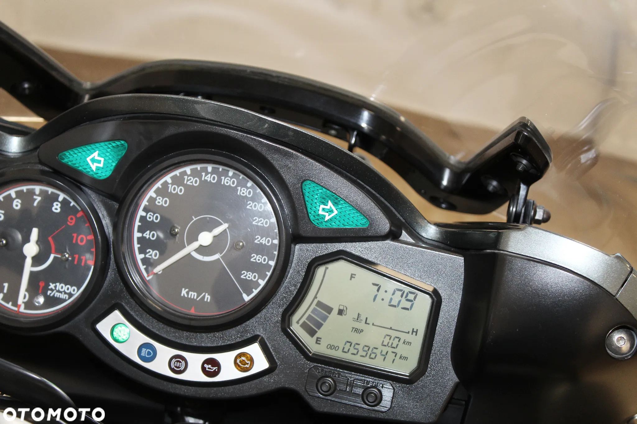 Yamaha FJR - 7