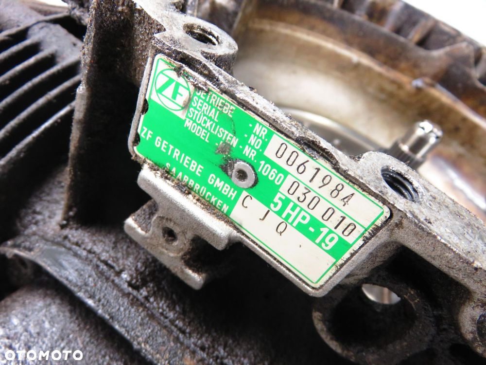 SKRZYNIA BIEGÓW AUTOMATYCZNA AUDI A4 B5 CJQ - 8