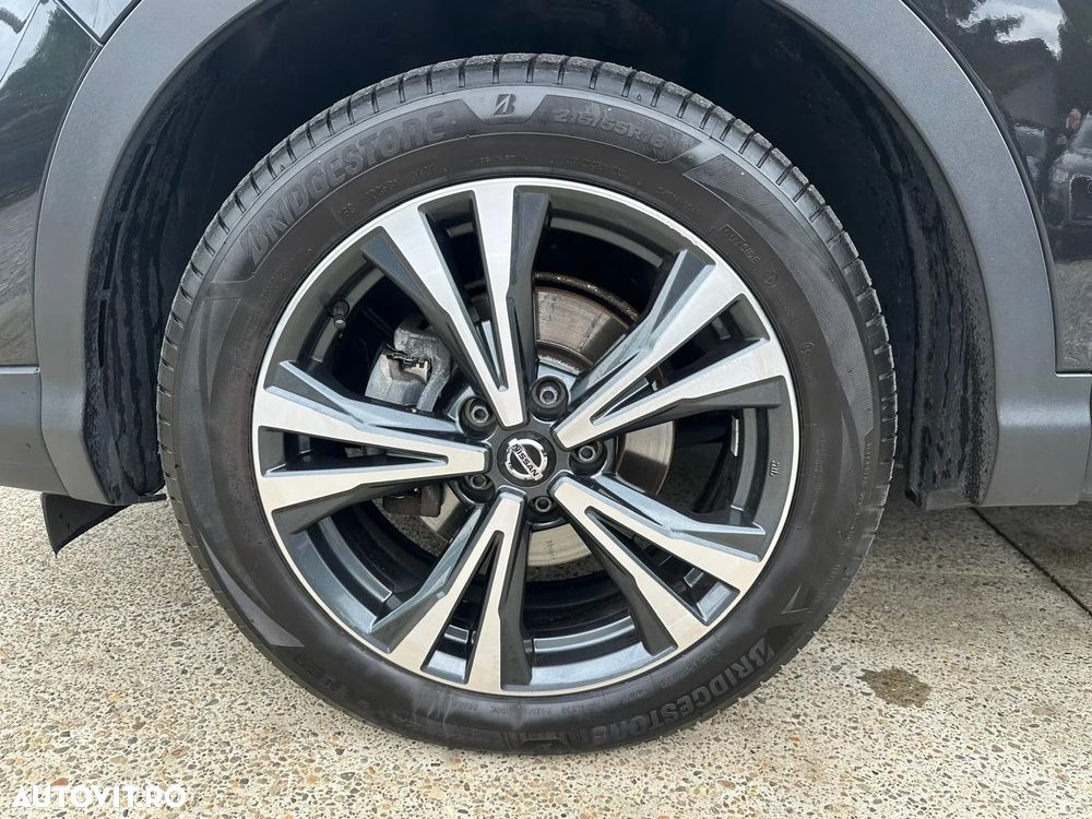 Nissan Qashqai 1.7D 150CP ALL MODE 4X4-I X-TRONIC N-Connecta - 24