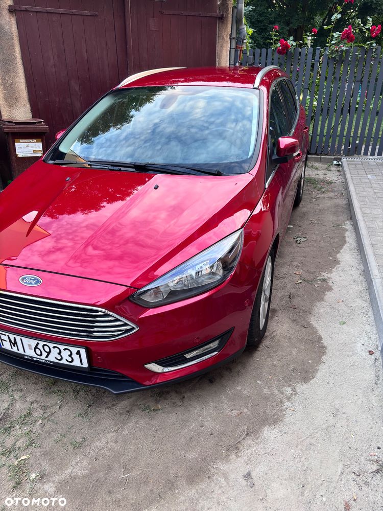 Ford Focus 1.0 EcoBoost Titanium - 1