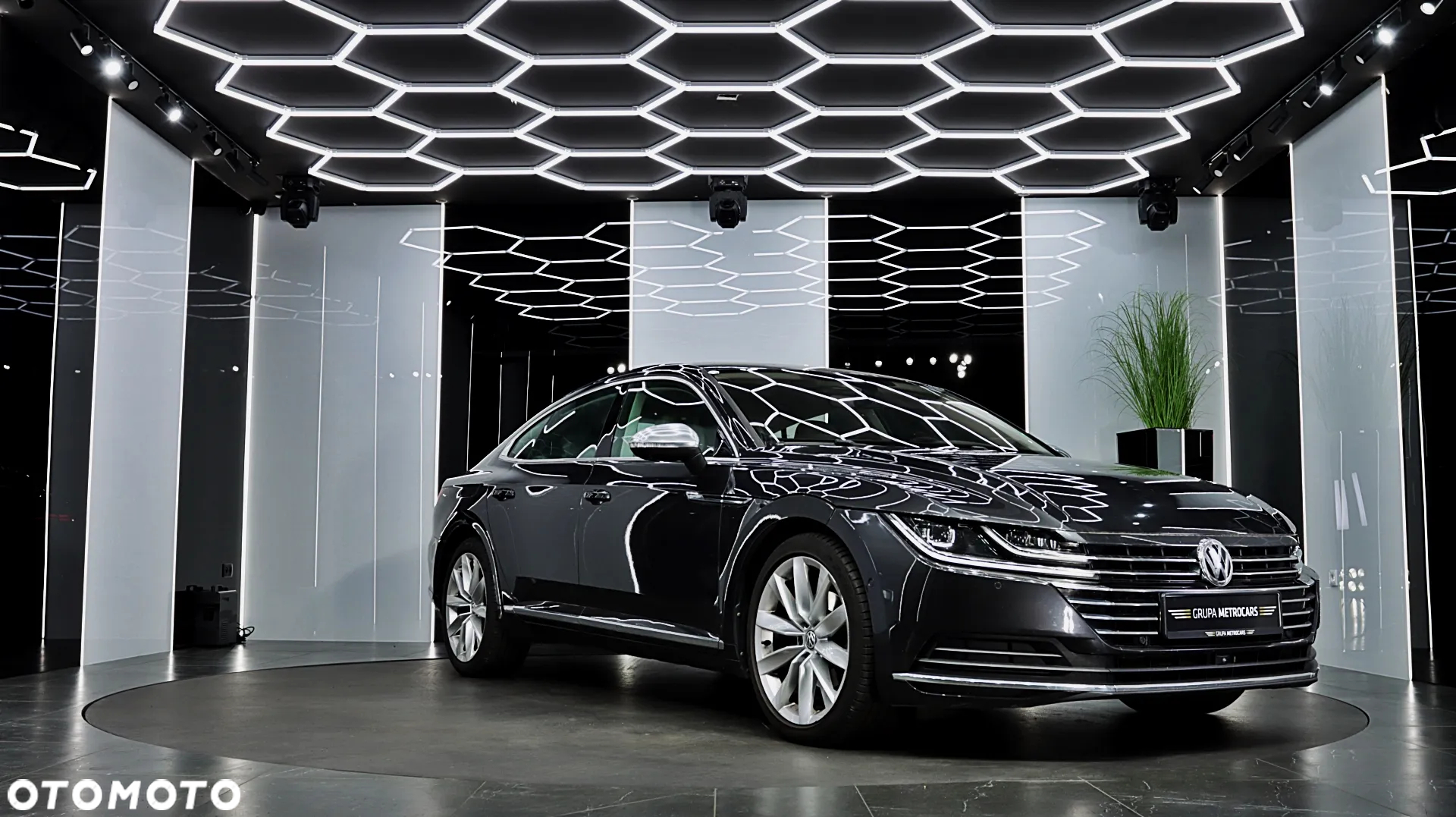 Volkswagen Arteon 2.0 TDI SCR Elegance DSG - 13