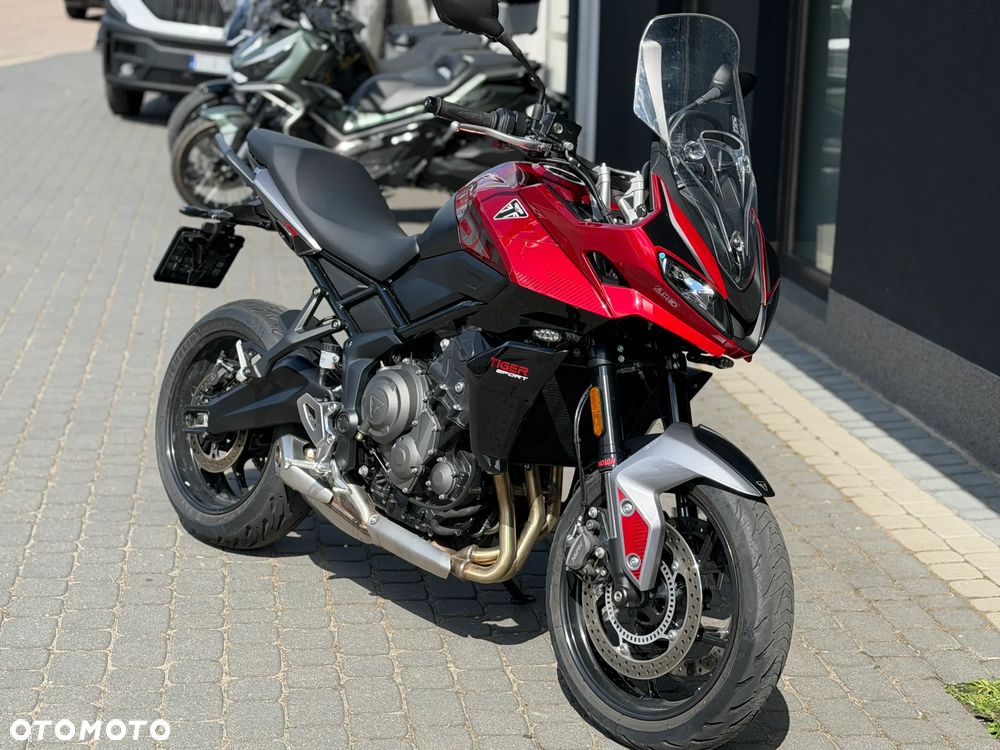 Triumph Tiger - 1