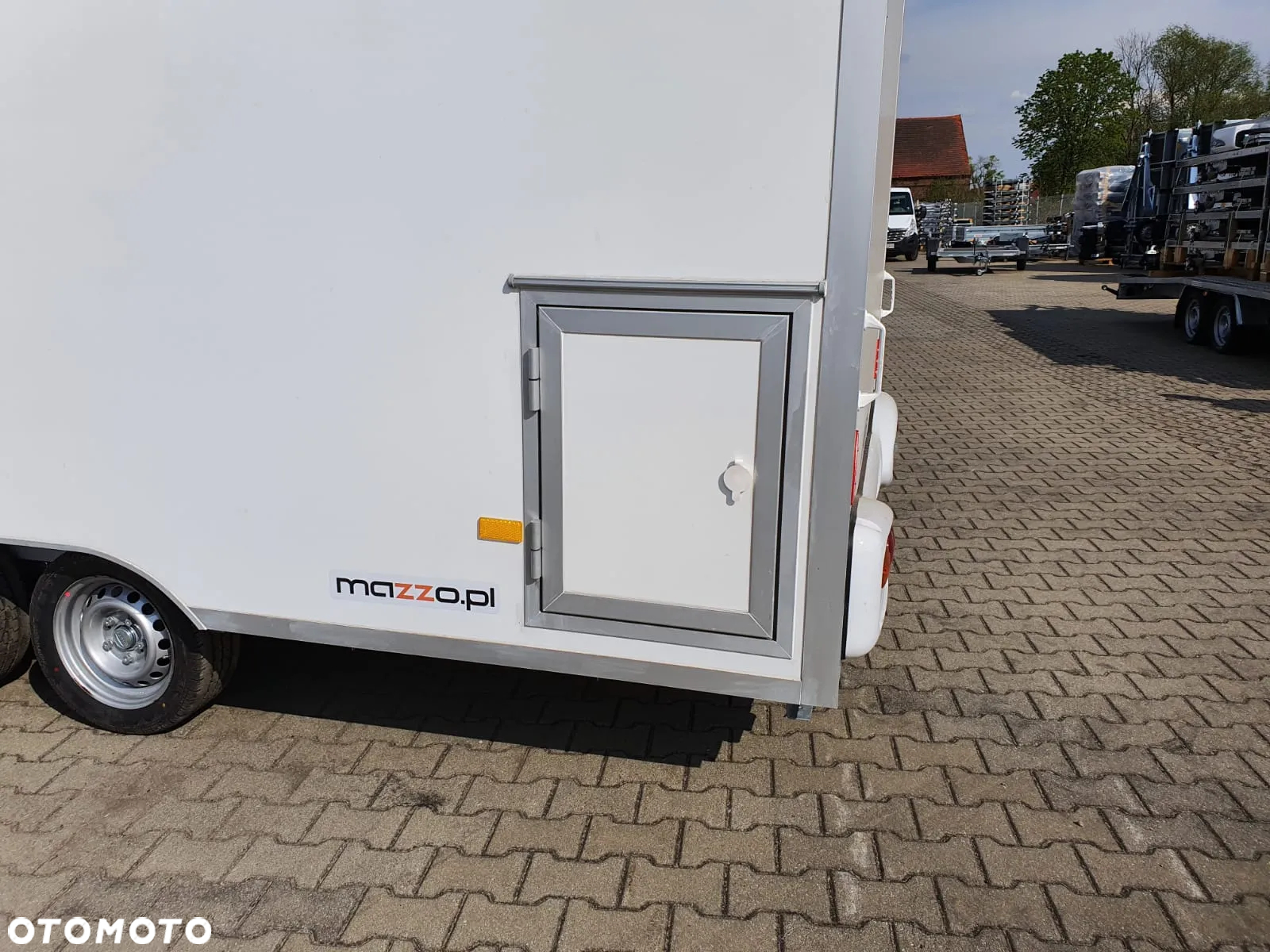 Niewiadów H20421HT DOSTAWA Przyczepa gastronomiczna handlowa 420x203x230cm DMC 2000kg - 11