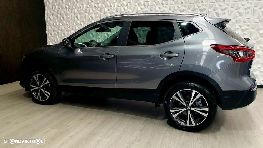 Nissan Qashqai 1.5 dCi Tekna Premium - 11