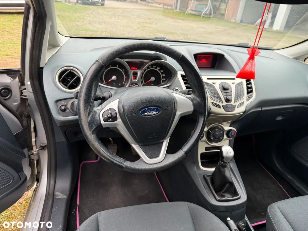 Ford Fiesta 1.25 Titanium - 8