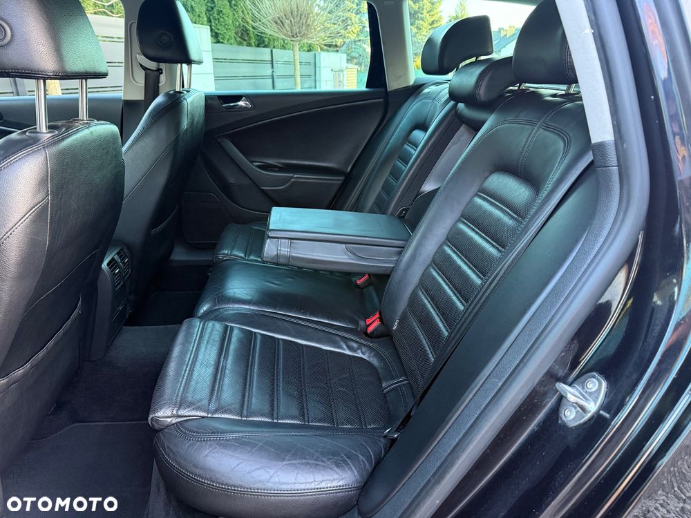 Volkswagen Passat - 28