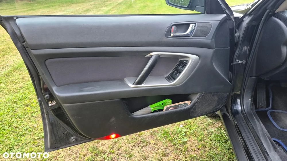 Subaru Outback Legacy 2.5RA 000 - 10