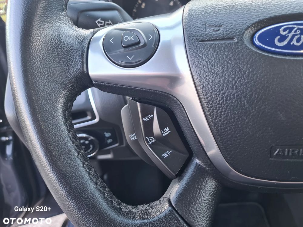 Ford Focus - 12