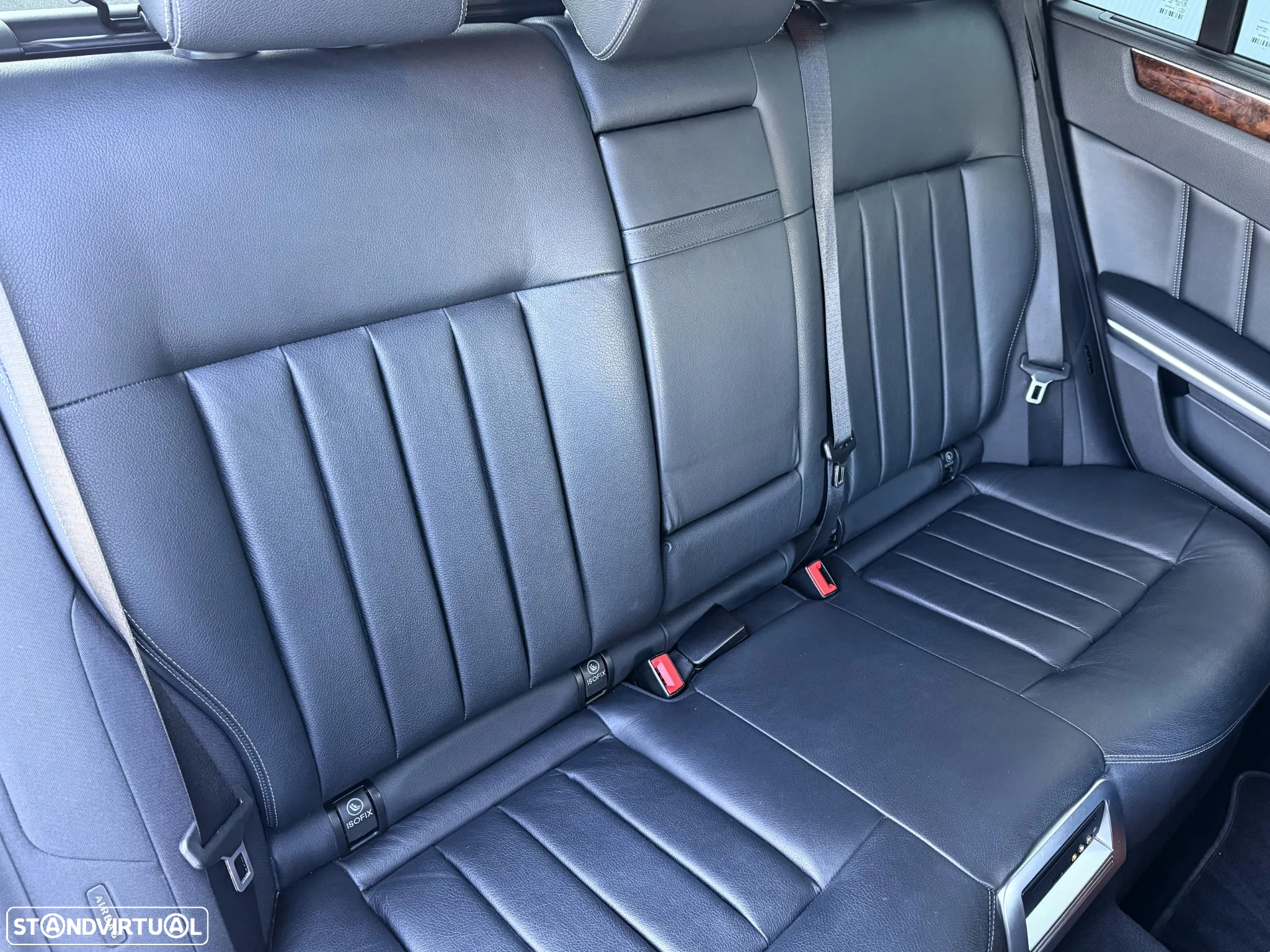 Mercedes-Benz E 350 BlueTEC Elegance BE - 36