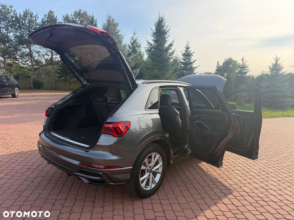 Audi Q3 40 TDI Quattro S Line S tronic - 24