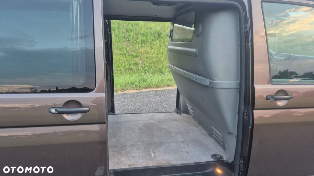 Volkswagen Transporter - 5