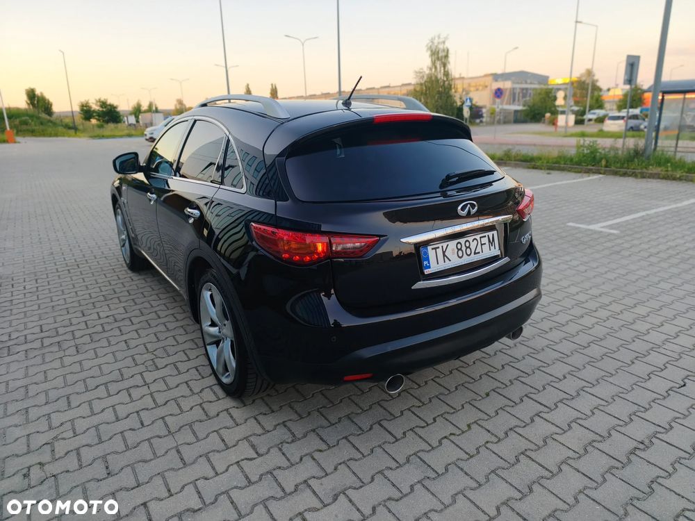 Infiniti QX70 3.0d S Premium - 6