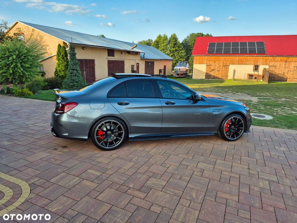 Mercedes-Benz Klasa C AMG 63 S - 8