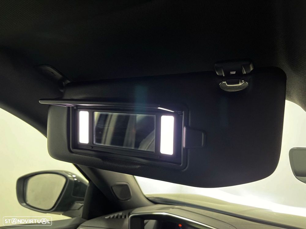 Peugeot 2008 1.2 PureTech GT Line - 54