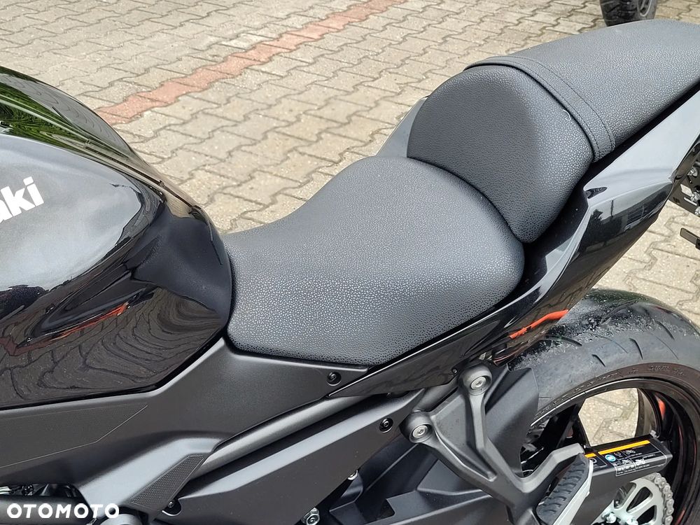 Kawasaki Z 650 - 15