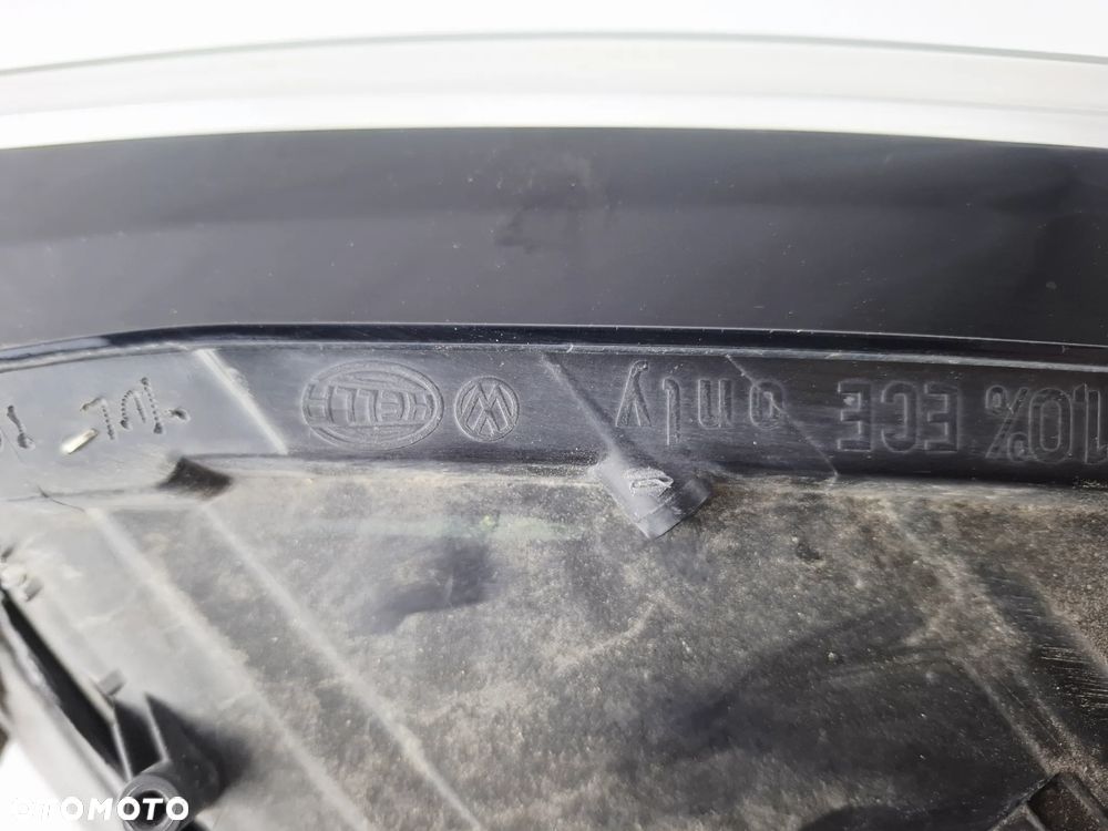Lampa Przód Przednia Prawa Zwykła VW Jetta 2015r Lift USA - 17