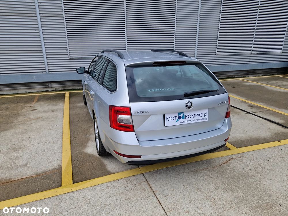 Skoda Octavia 2.0 TDI SCR Style DSG - 13
