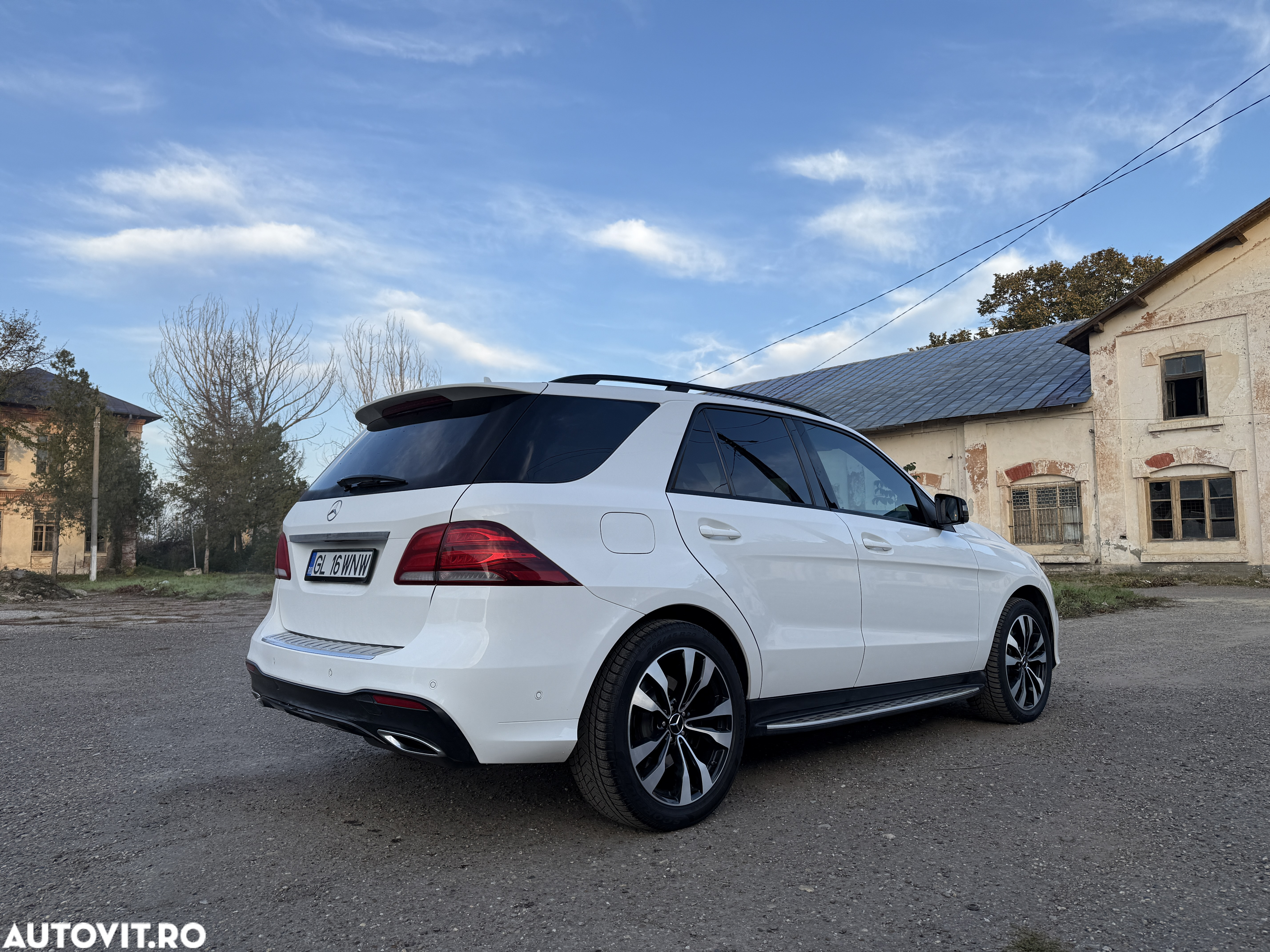 Mercedes-Benz GLE 350 d 4MATIC - 16