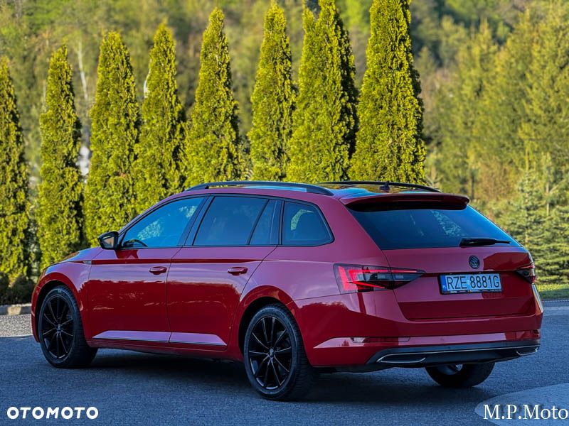 Skoda Superb 2.0 TDI Sportline - 35