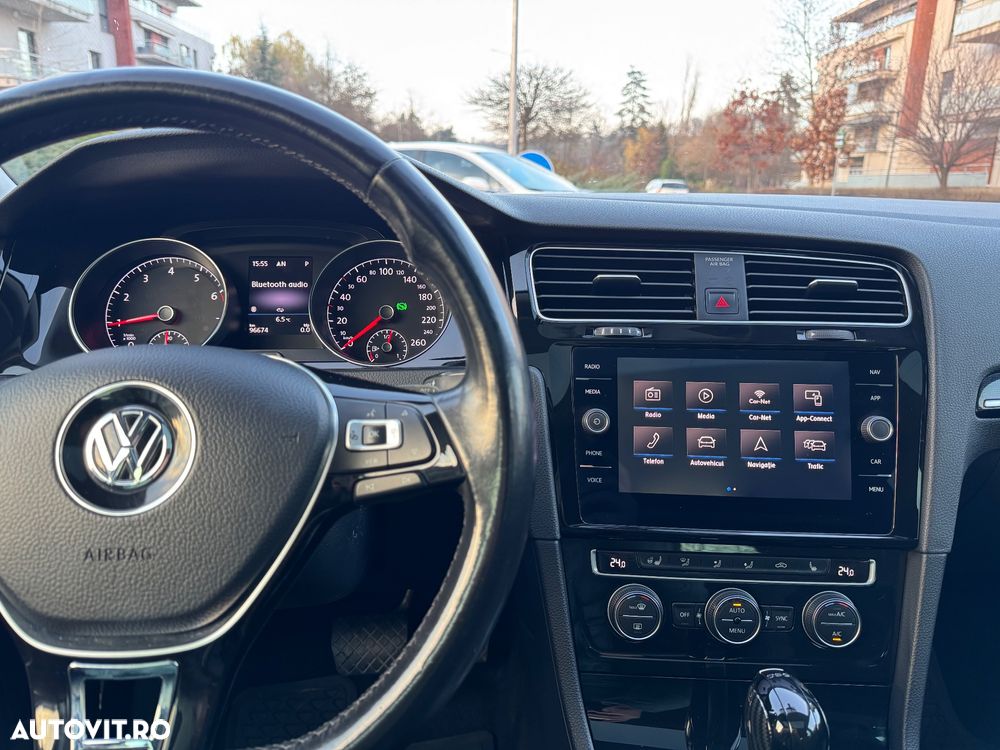 Volkswagen Golf 1.5 TSI DSG Highline - 18