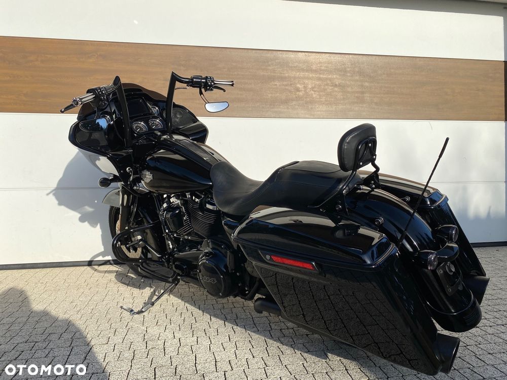 Harley-Davidson Touring Road Glide - 14