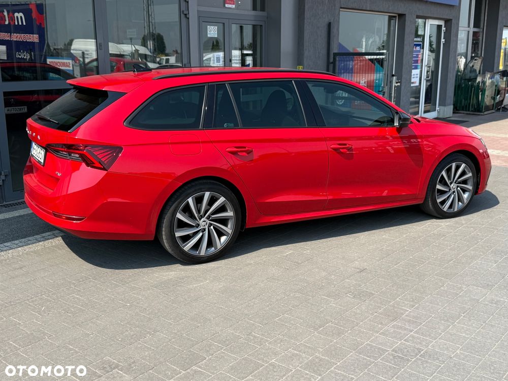 Skoda Octavia 2.0 TDI 4x4 Sportline DSG - 10