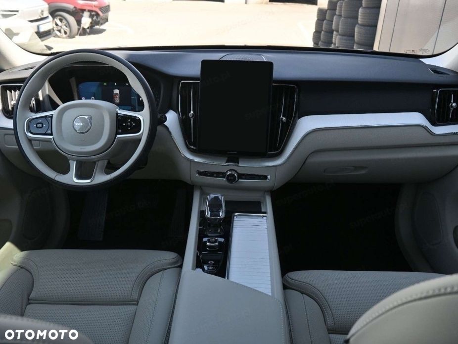 Volvo ES90 - 10