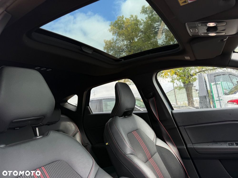 Renault Captur - 10