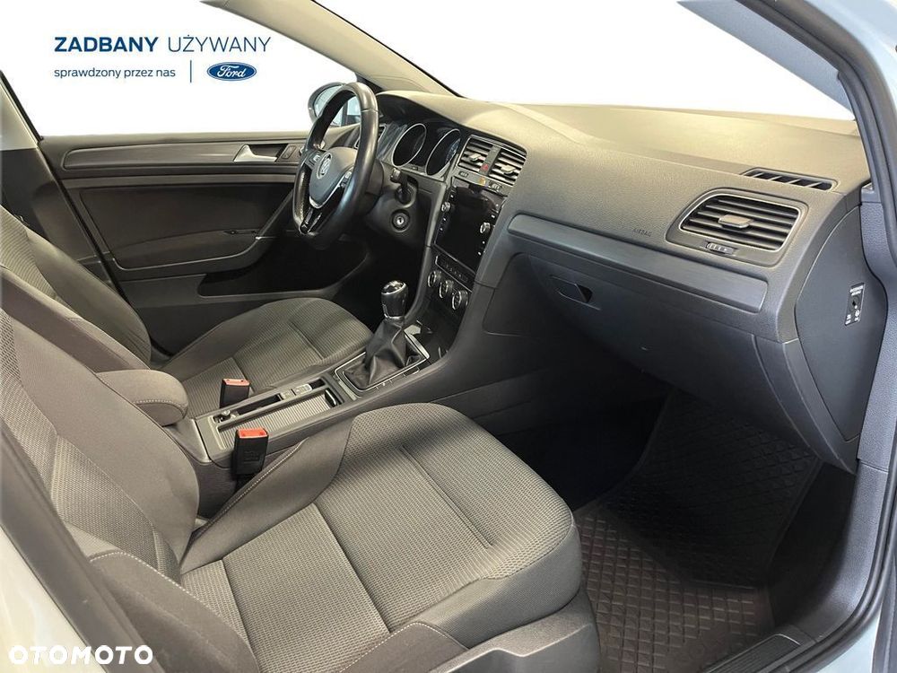 Volkswagen Golf VII 1.6 TDI BMT Comfortline - 12