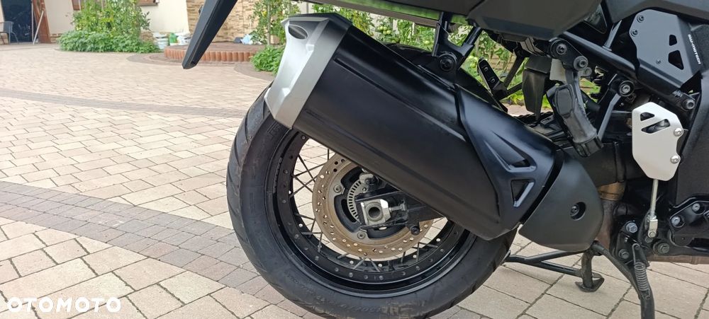Suzuki V-STROM - 23