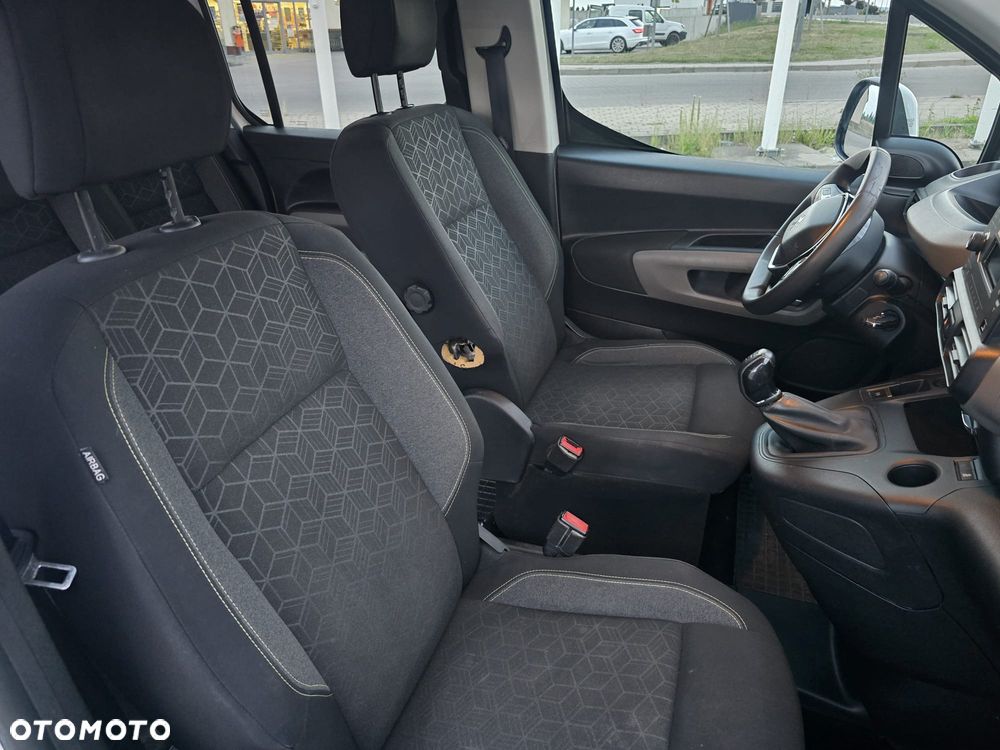 Peugeot Rifter 1.5 BlueHDI Active - 23