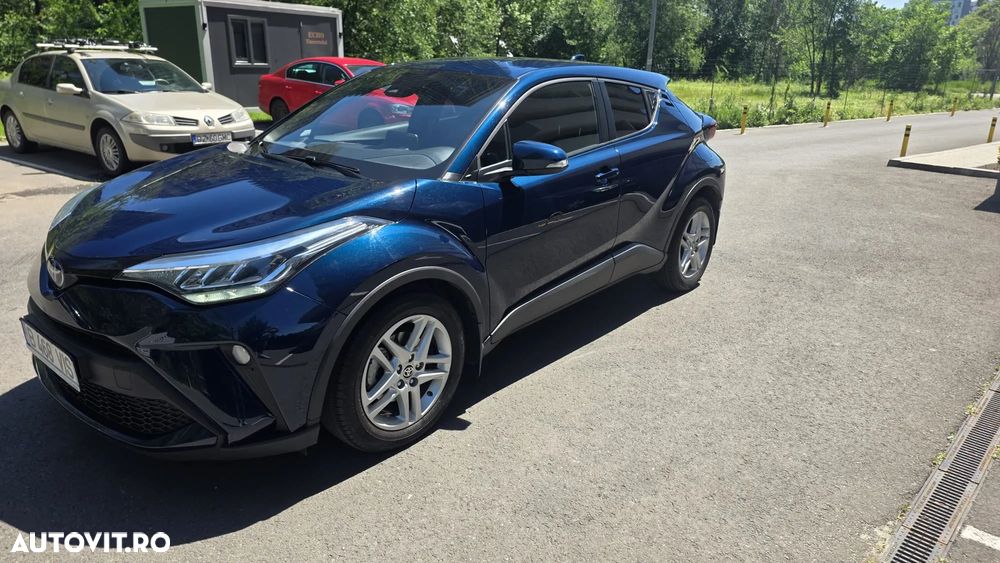 TOYOTA C-HR 2023 — imagine 2