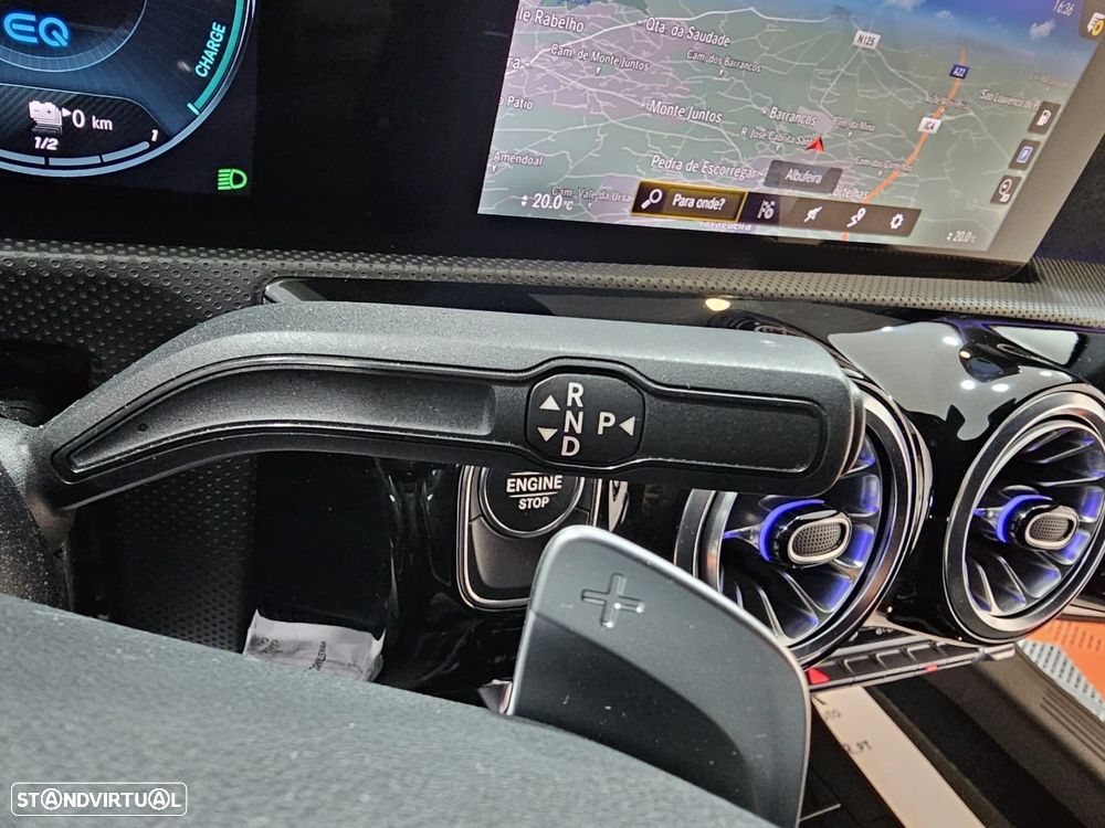 Mercedes-Benz A 250 e AMG Line - 20