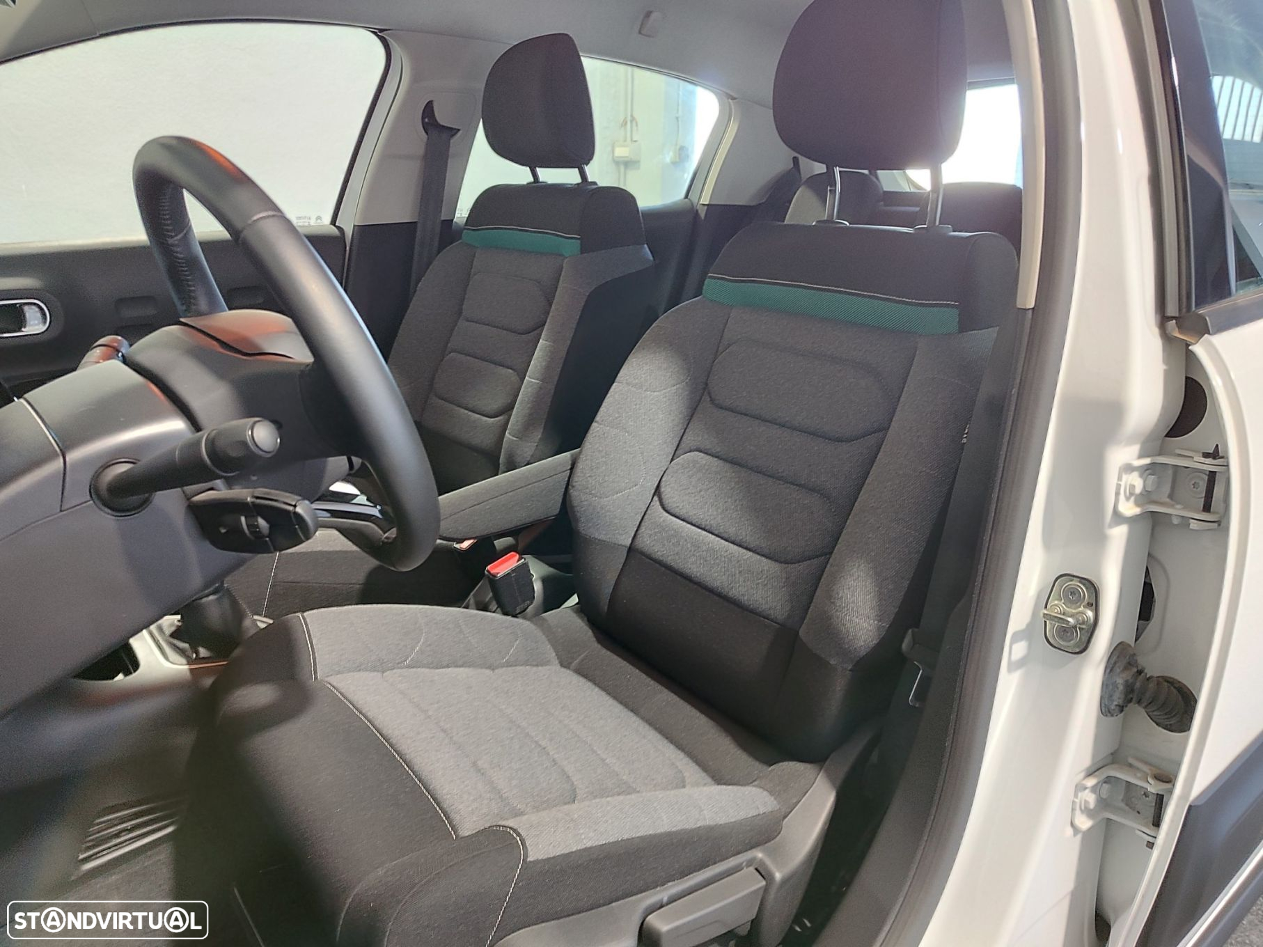Citroën C3 1.2 PureTech Shine - 12