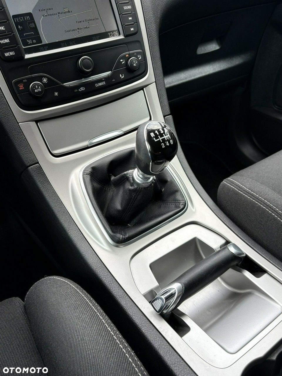 Ford S-Max - 24