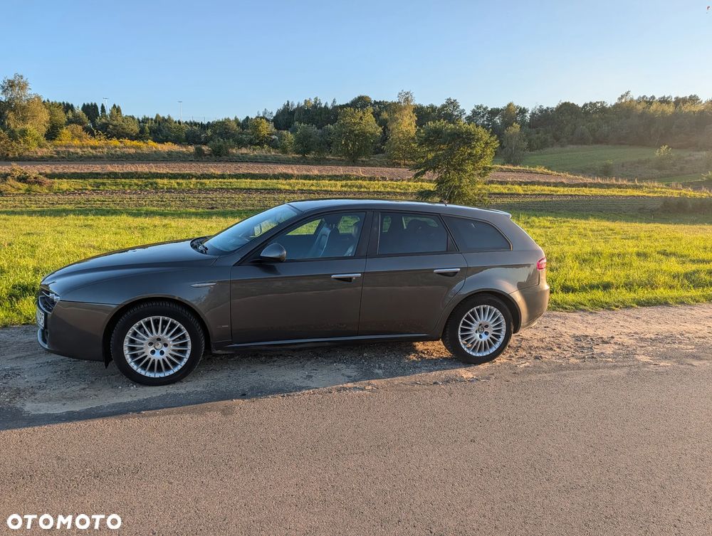 Alfa Romeo 159 - 3