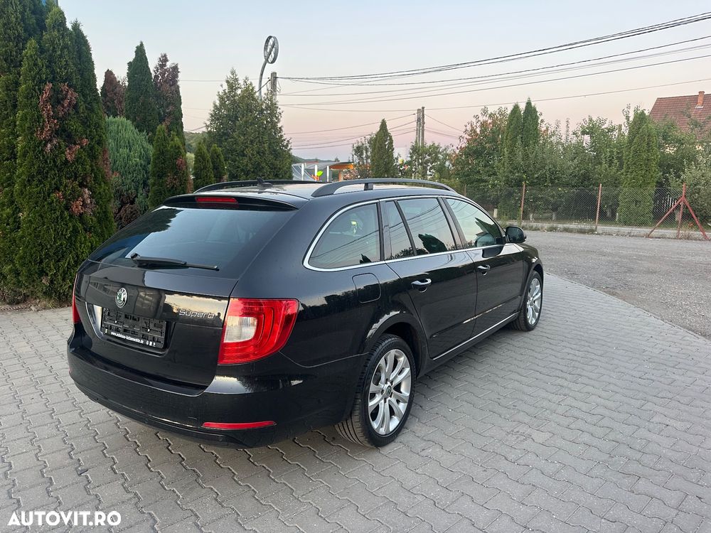 Skoda Superb 2.0 TDI Ambition - 30