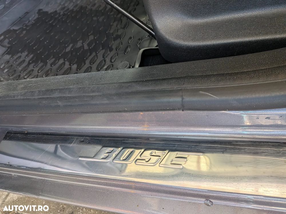 Renault Megane ENERGY dCi 110 Start & Stop Bose Edition - 11