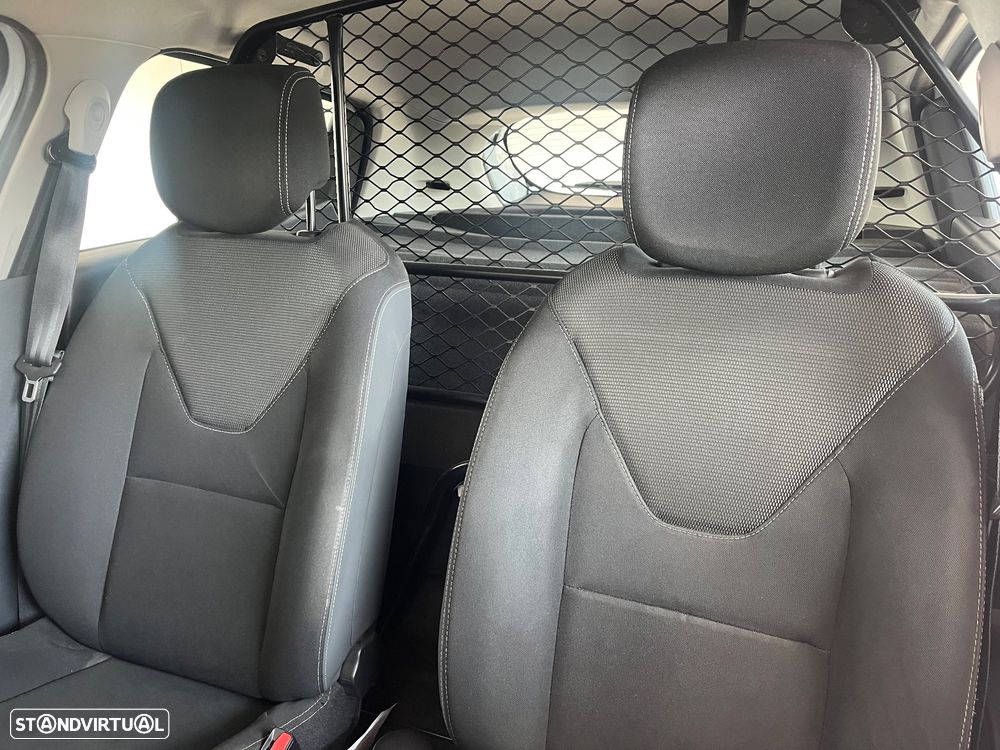Renault Clio IV VAN 1.500 Dci - 8