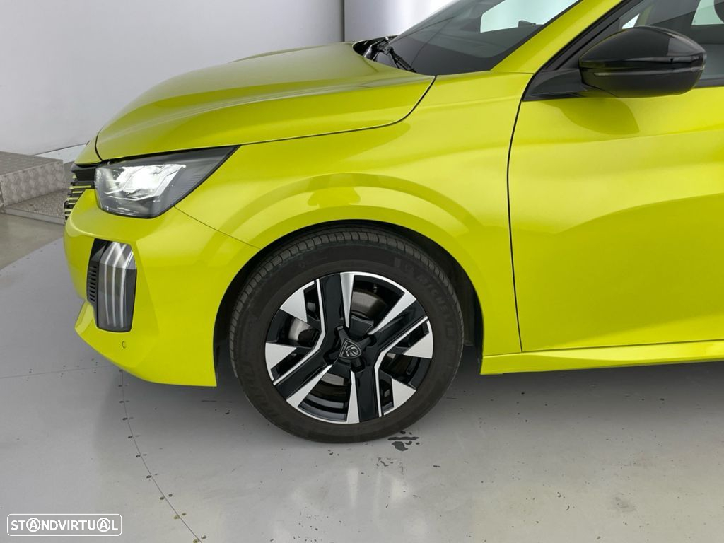 Peugeot 208 1.2 Hybrid GT e-DCS6 - 20