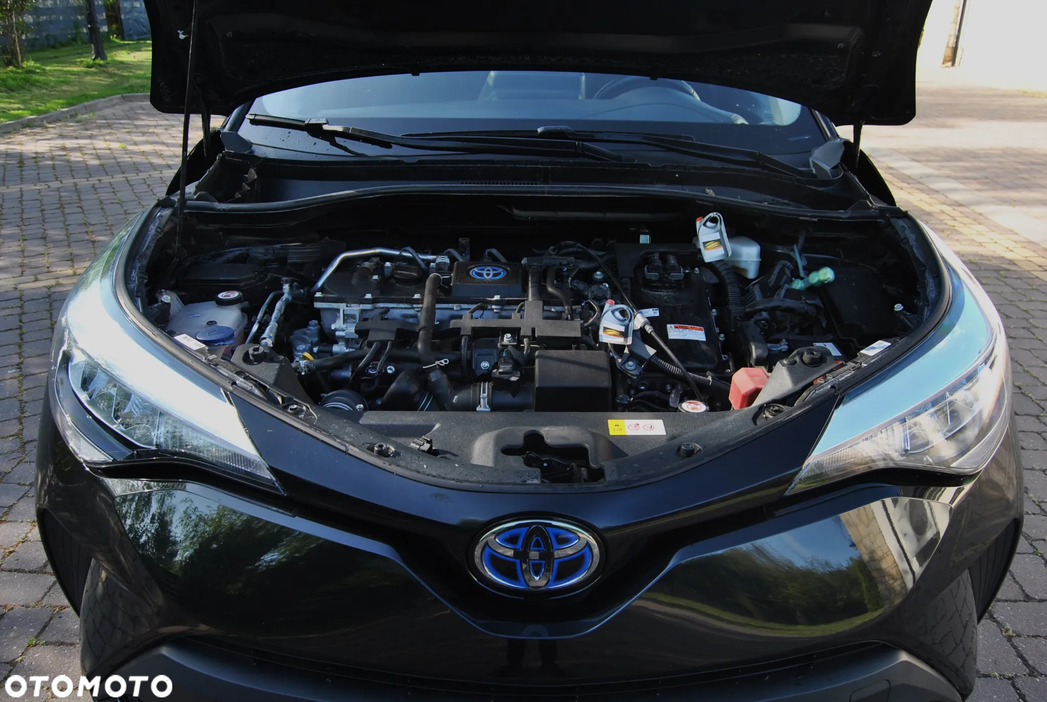 Toyota C-HR Hybrid Style Selection - 17