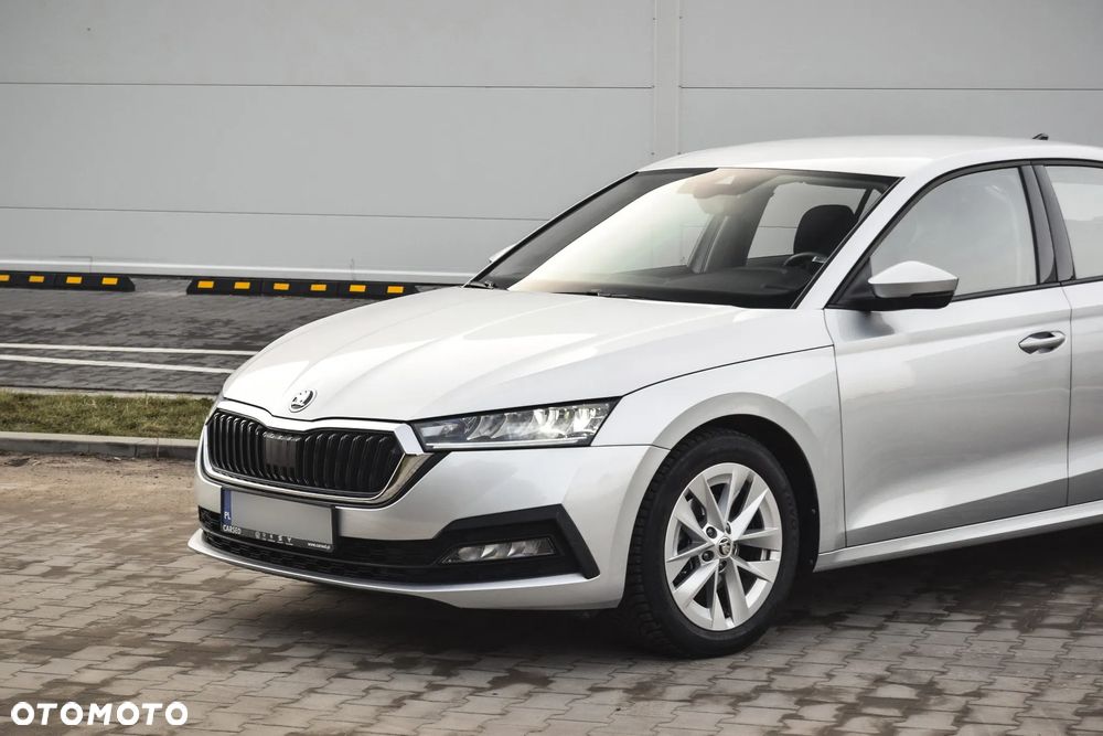 Skoda Octavia 1.5 TSI ACT Ambition - 9