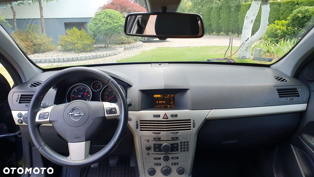 Opel Astra 1.7 CDTI - 17