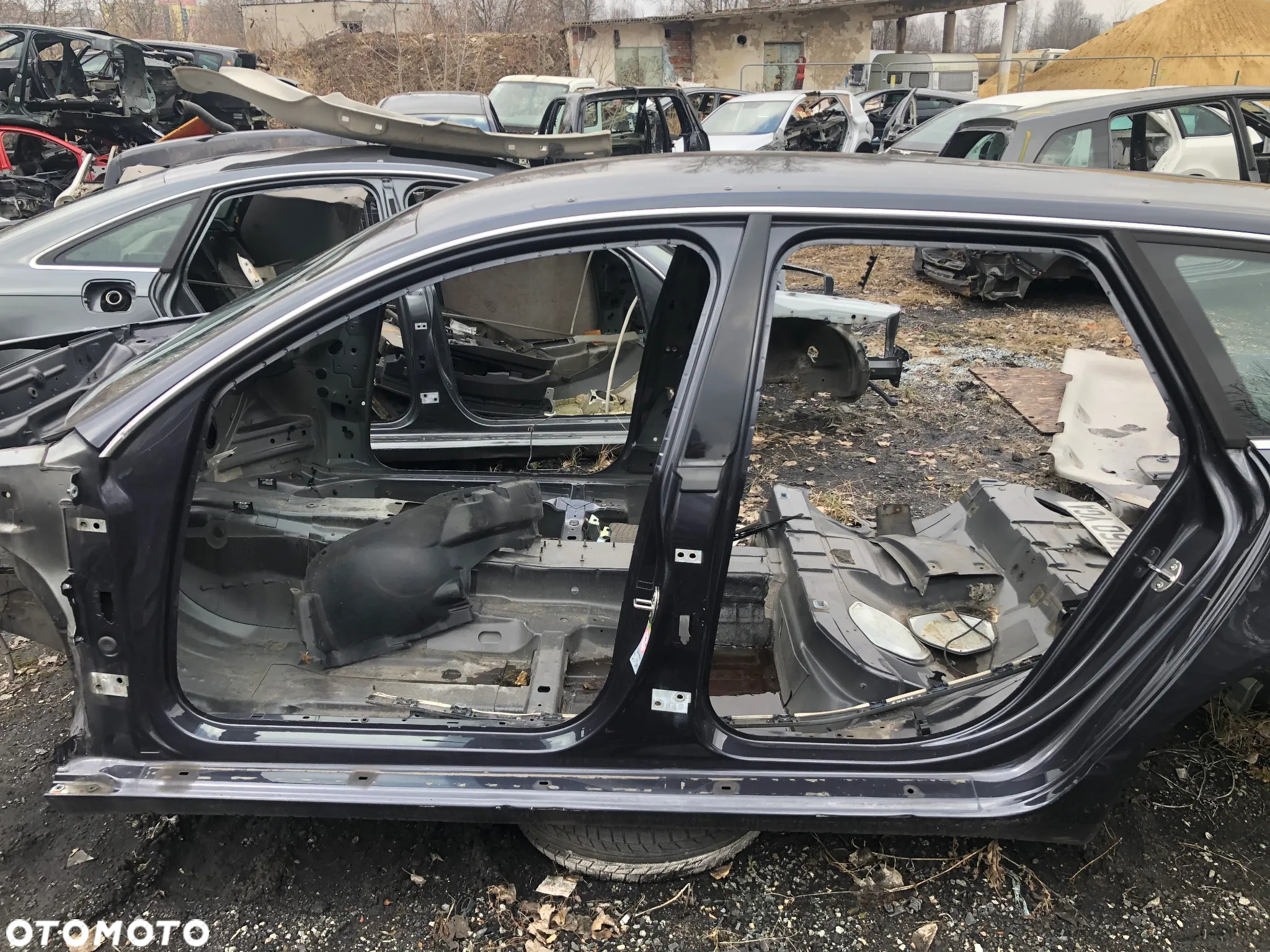 Błotnik Lewy Tył Ćwiartka Poszycie Audi A6 C6 Kombi Kod Lakieru LZ7Q 2010R Lift (2004–2011) - 3