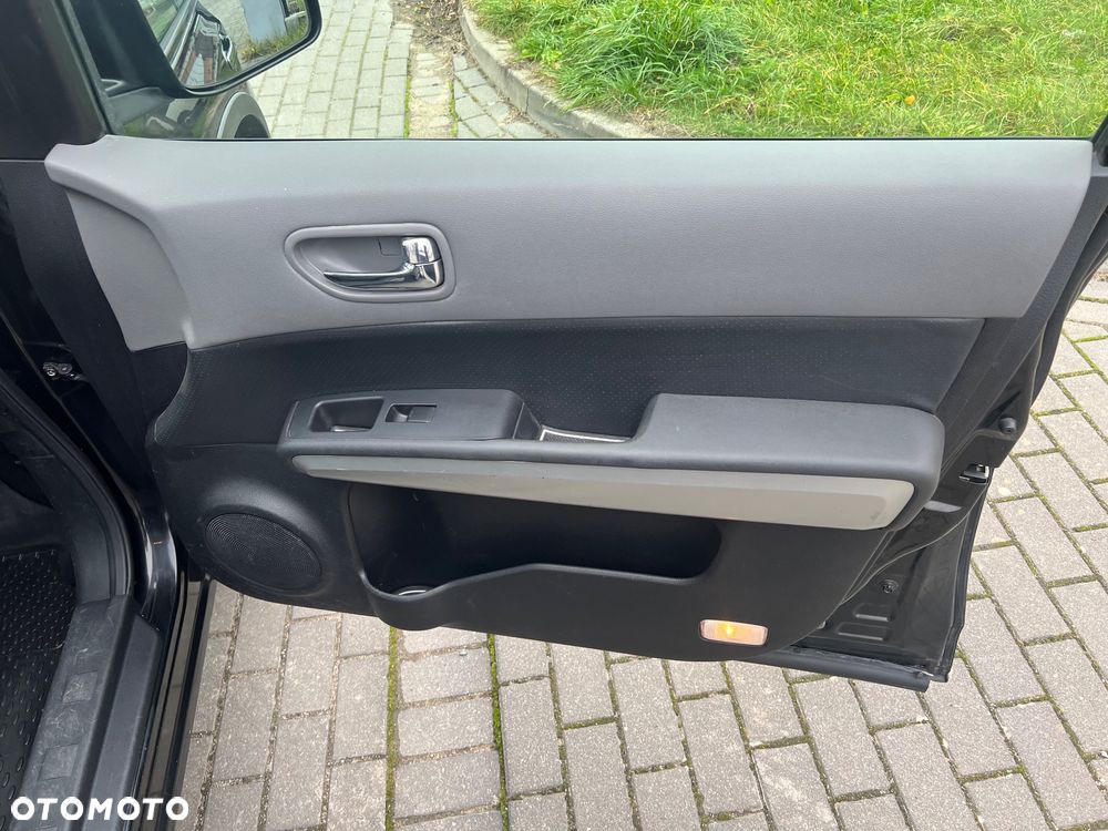 Nissan X-Trail 2.0 dCi XE - 12