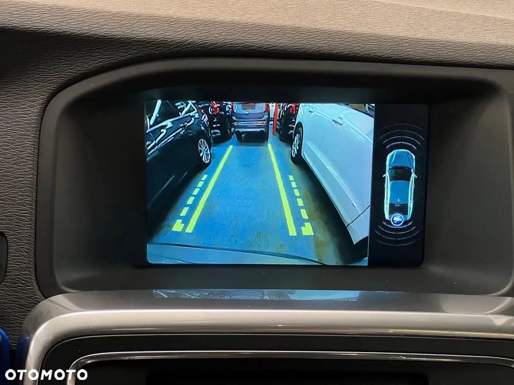 Volvo S60 D5 Summum - 28