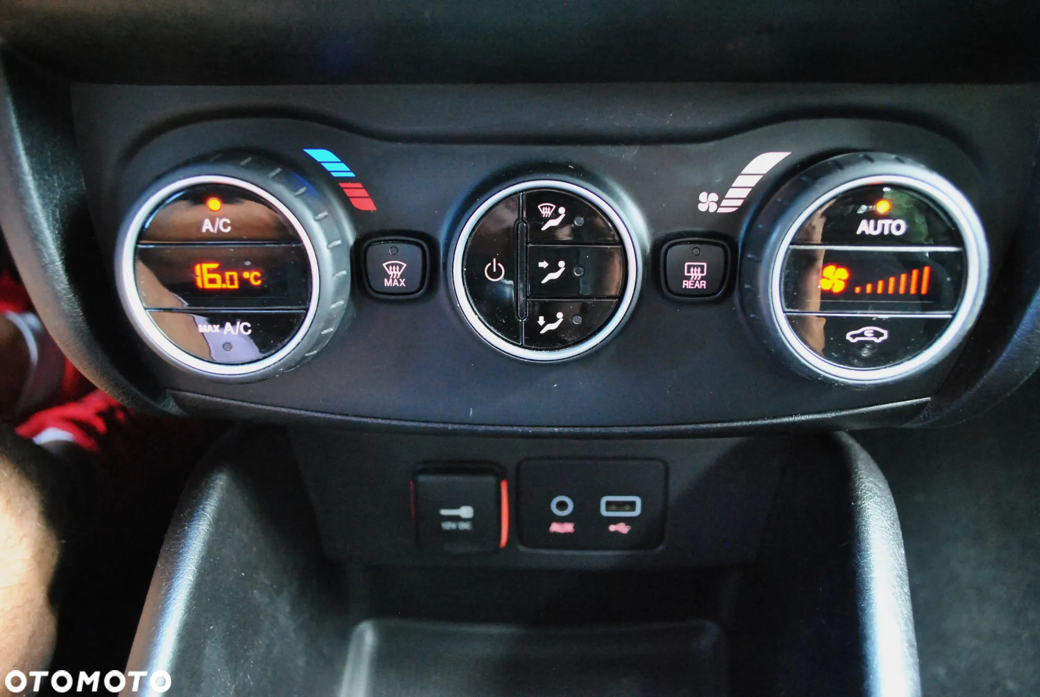 Fiat Tipo 1.4 T-Jet 16v Lounge - 17