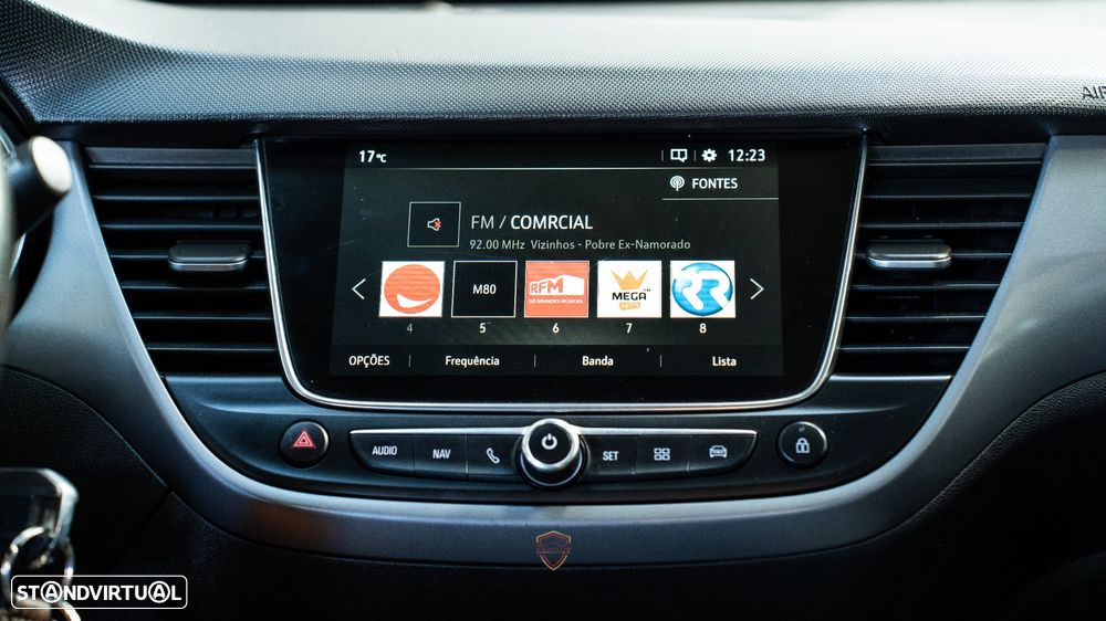 Opel Crossland X - 24