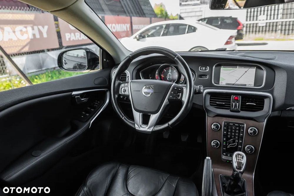 Volvo V40 Cross Country D4 Summum - 27